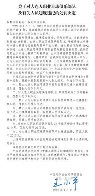 美女扒开尿口给男人看